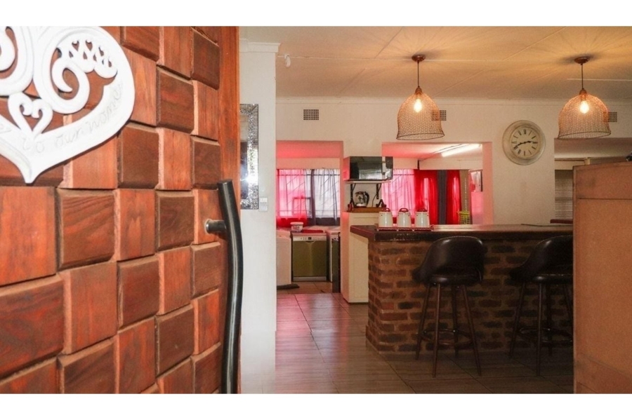 2 Bedroom Property for Sale in Meiringspark North West